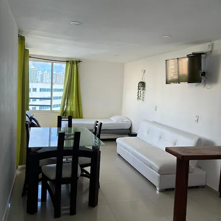 Apartment Con Vista Al Laguito Y Al Mar Cartagena